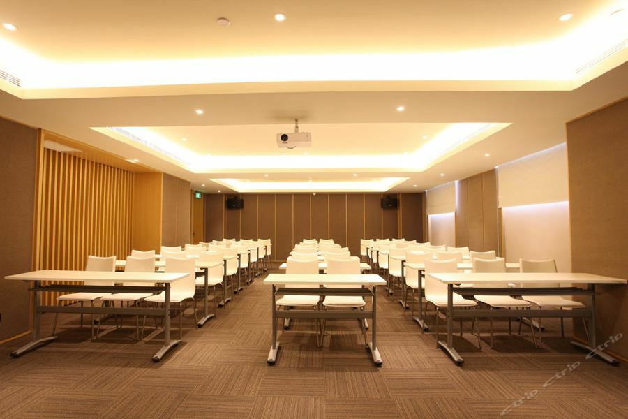 Ji Hotel Shanghai Chuansha Chengnan Road מראה חיצוני תמונה